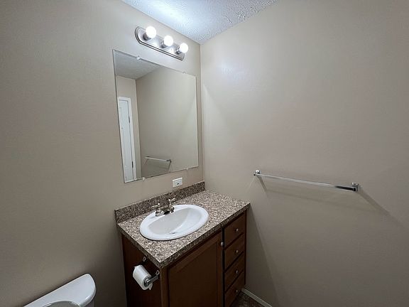 5th image of 516 Courtland Ln #124