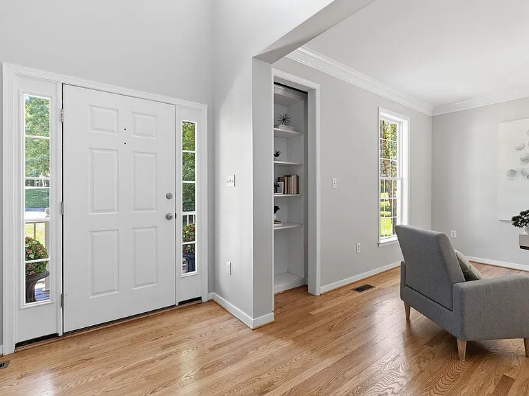 15919 Hampton Summit Dr — Photo 4