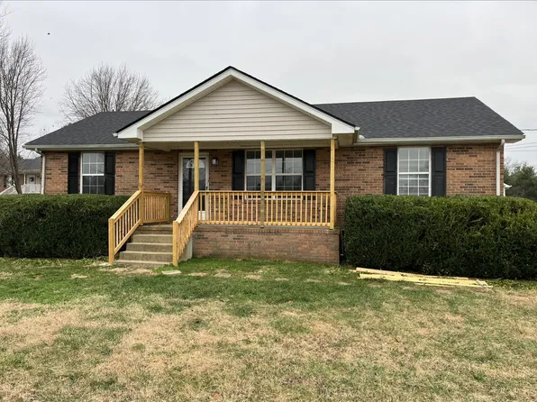 4015 Fykes Grove Rd, Cedar Hill, TN 37032
