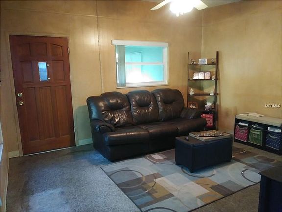 4th image of 8217 93rd Ave