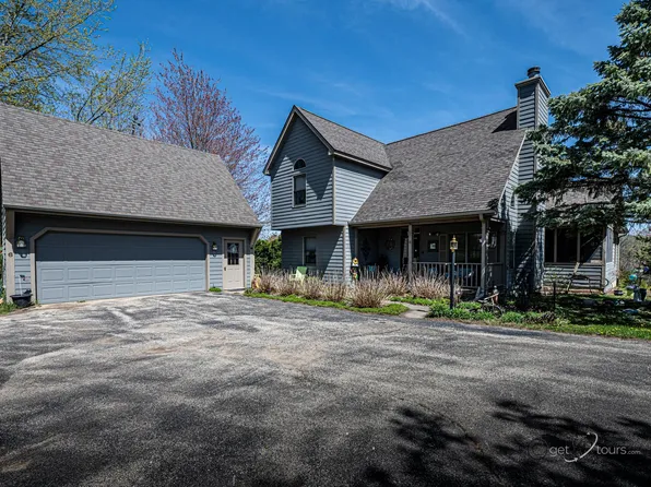 6 Beacon Trl, Galena, IL 61036