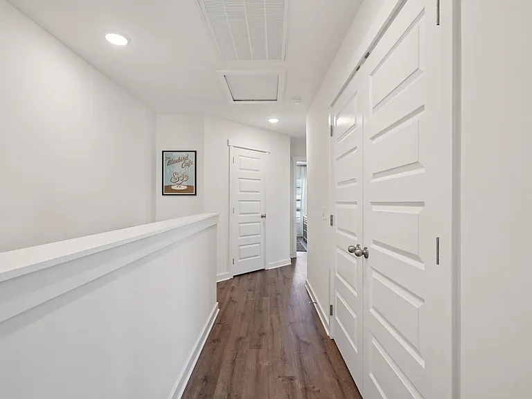 Legends Townhomes — Photo 21