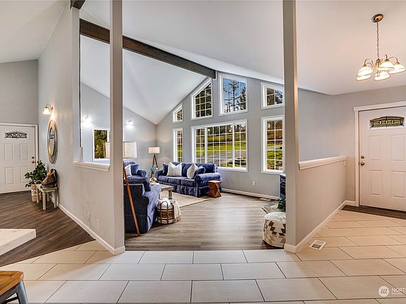 5th image of 28515 30th Avenue E
