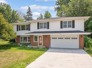 5867 Central Ave NE, Fridley, MN 55432