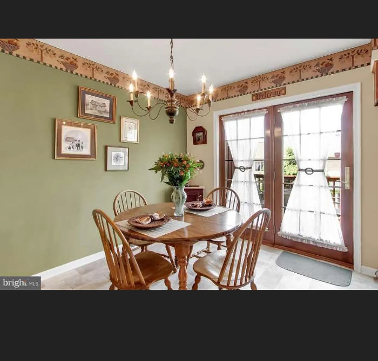 2 bed, 1864 sqft, $2,300 — Photo 3