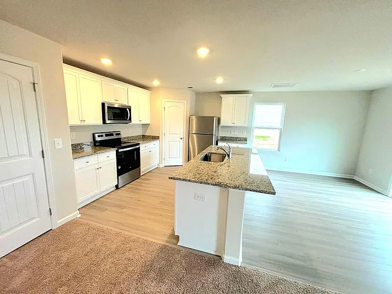 55 Conifer Ln — Photo 10