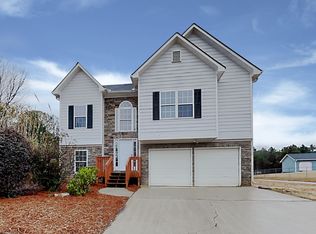 11 Manors Mill Dr, Dallas, GA 30157