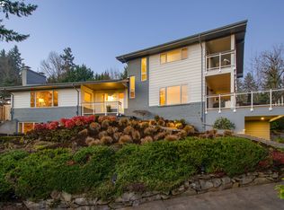 10335 SW Hoodview Dr, Tigard, OR 97224