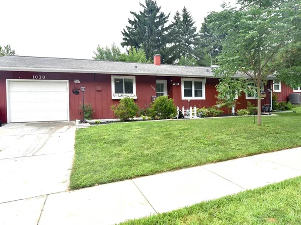 1030 Chicory Way, Sun Prairie, WI 53590