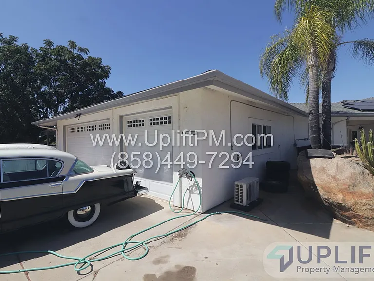 1425 Cedar St — Photo 27