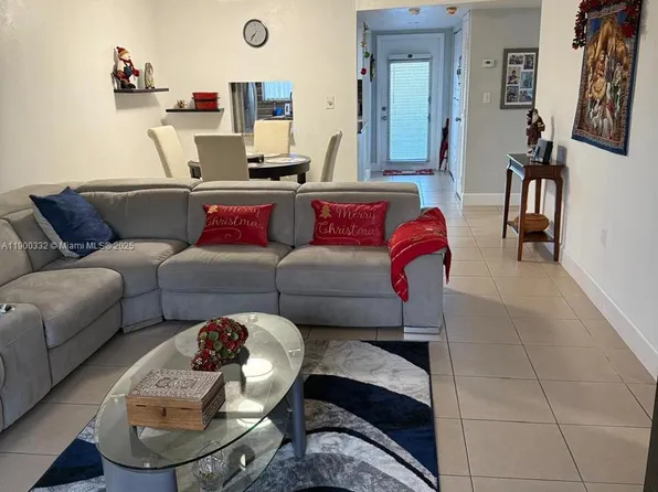 2900 N Pine Island Rd APT 209, Sunrise, FL 33322