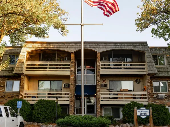 4379 Wilshire Blvd #312, Mound, MN 55364