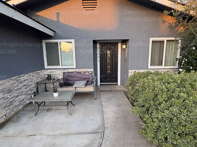 6200 Midas St — Photo 5
