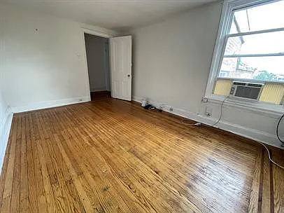 1706 Pine St #4 — Photo 10