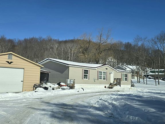 3rd image of 304 Farrell Rd