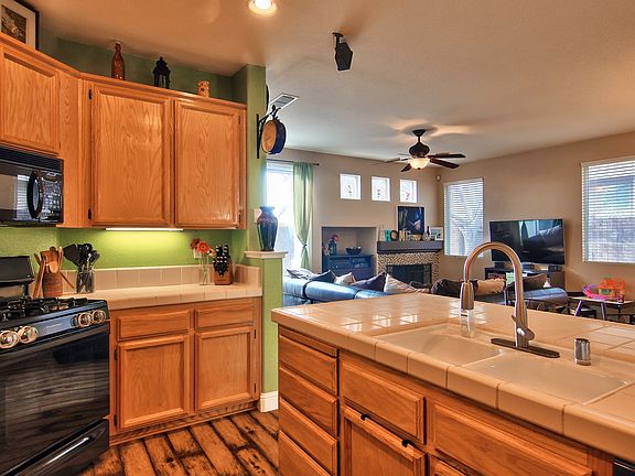 5th image of 2715 Meadowland Way