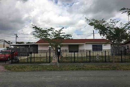 1st image of 75 NE 214th St