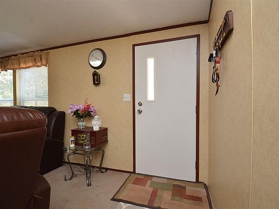 3rd image of 25450 Candleridge Ct