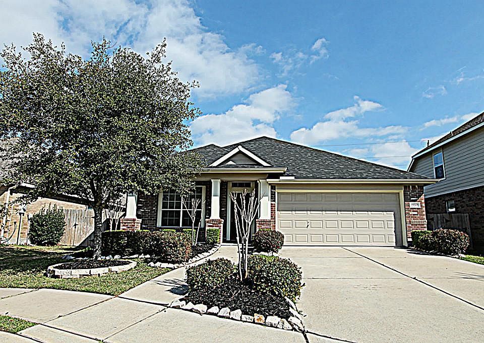 1st image of 23207 Dewflower Dr