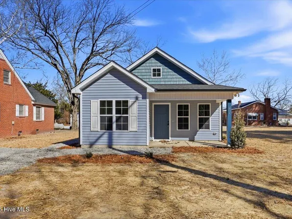 404 W James Street, La Grange, NC 28551