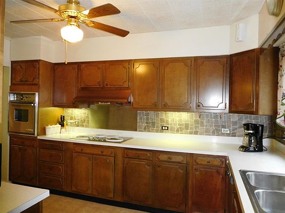5th image of 524 E Franklin St