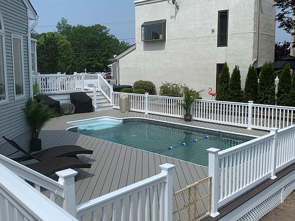 4th image of 902 Capstan Dr