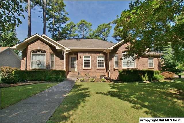 1st image of 1652 Longleaf Dr NW