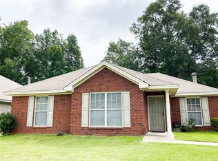 124 Bishop Ct, Millbrook, AL 36054