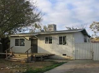 517 Ansol Ln, Bakersfield, CA 93306