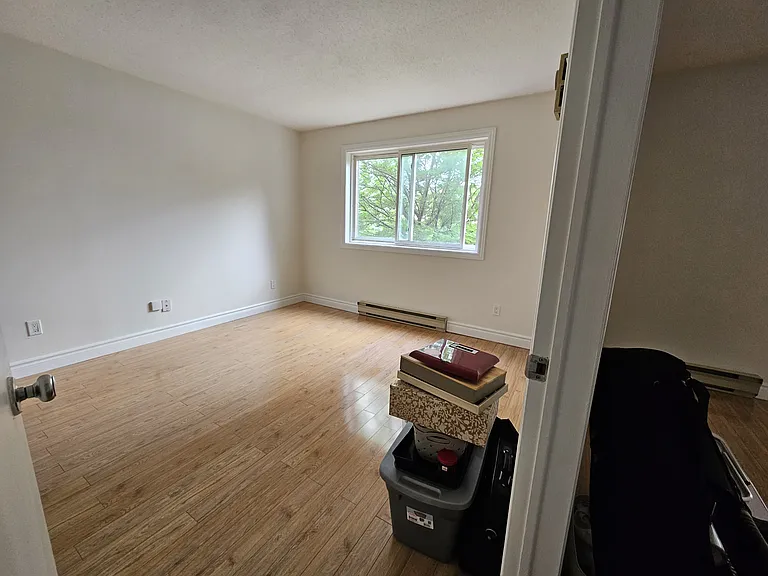 250 Brittany Dr #207 — Photo 2