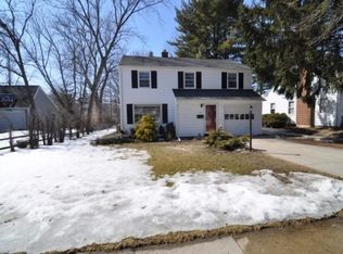 506 Clifden Dr, Madison, WI 53711