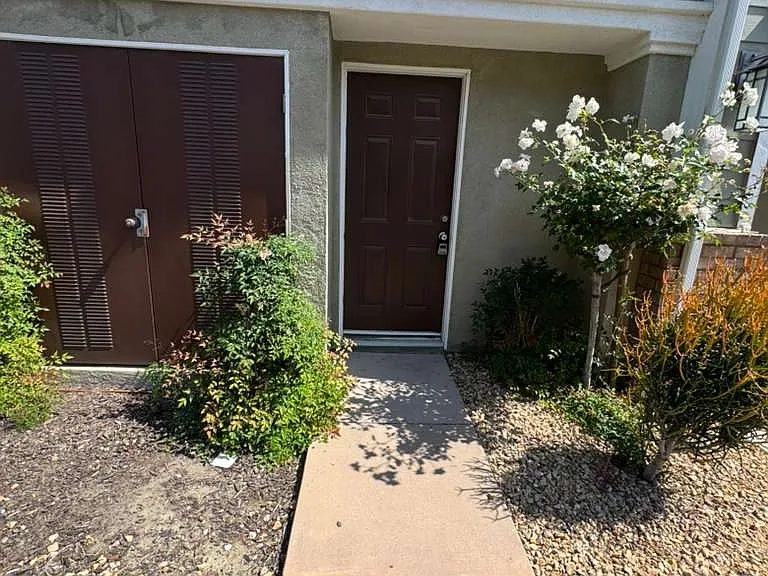 GARAGE DOOR