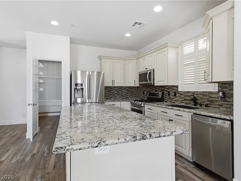 1053 Cactus Rock St — Photo 19