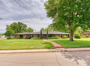 1502 W D Ave, Elk City, OK 73644