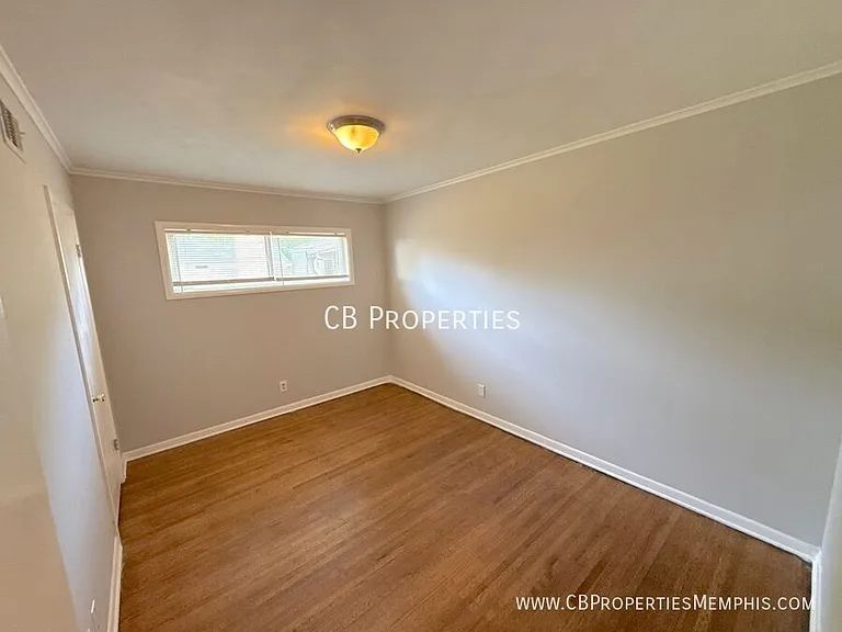 1871 Cornelia Ln — Photo 5