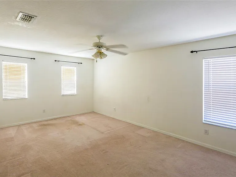 16801 Sunrise Vista Dr — Photo 9