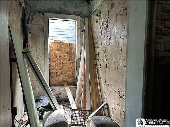 5th image of 52 McKinley Ave