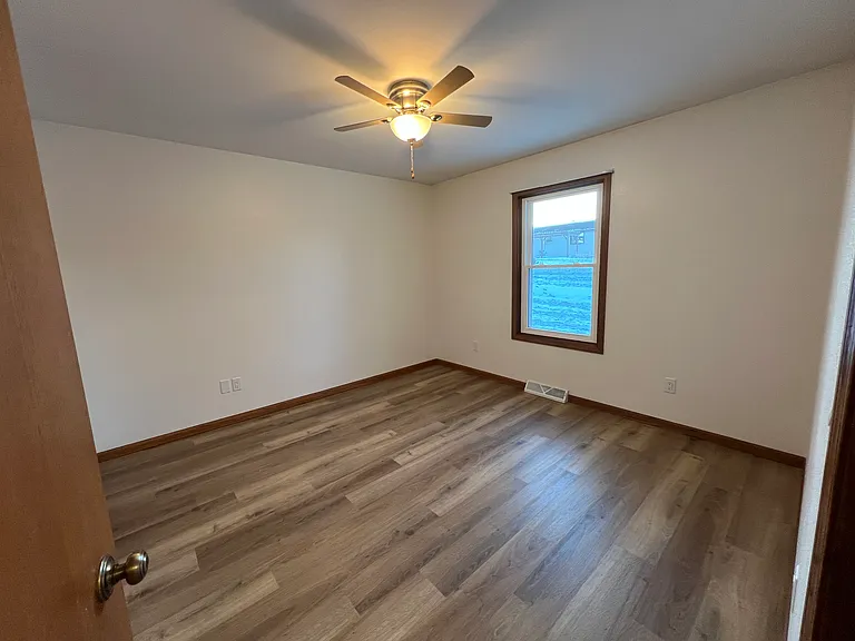 1505 Hoover St #B — Photo 7