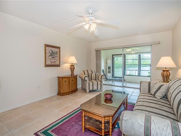 3rd image of 1355 Rock Dove Ct APT 1