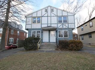 42 Woodlawn Ave, Bridgeport, CT 06606
