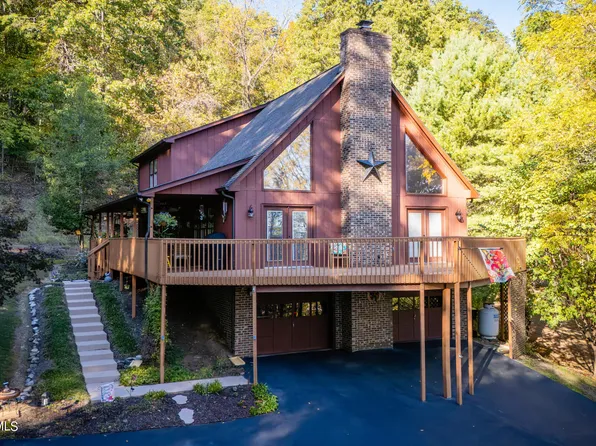 241 Fairhaven Dr, Blountville, TN 37617