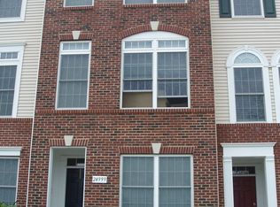 24999 Riding Center Dr, Chantilly, VA 20152