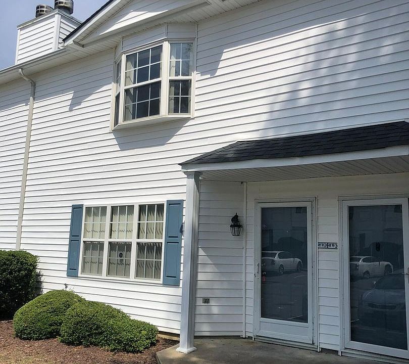 1st image of 3930 Sterling Pointe Dr Unit Zz9