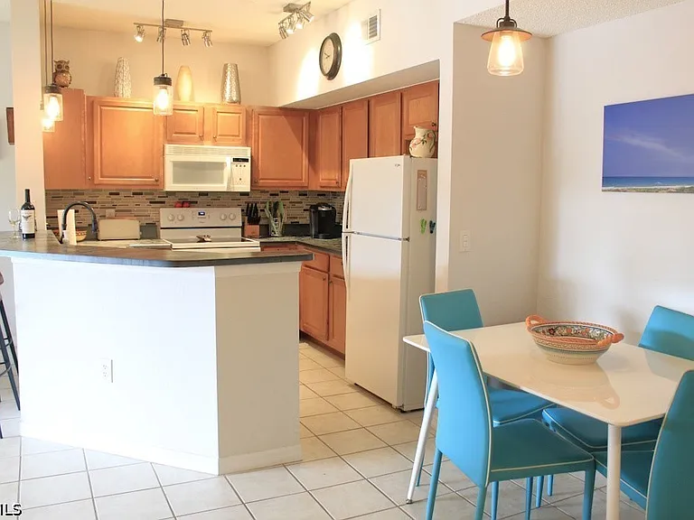 15590 Ocean Walk Cir #315 — Photo 3