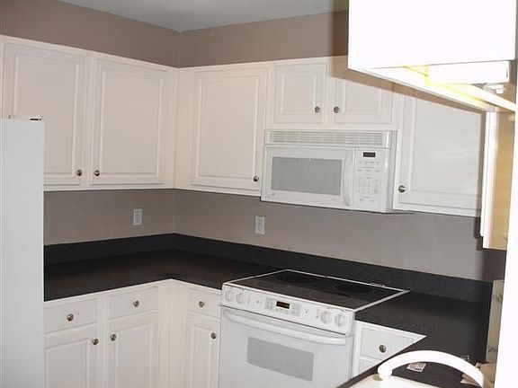 3rd image of 5023 Mint Hill Ct