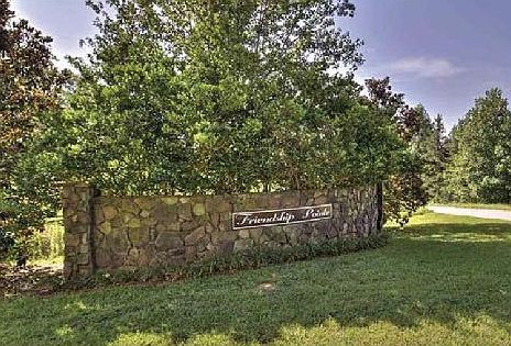 Friendship Pointe Entry