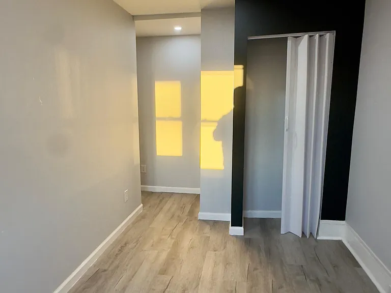 233 Clymer St #2 — Photo 18