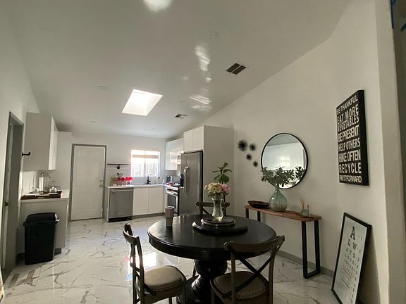 2nd image of 77865 Avenida Montezuma