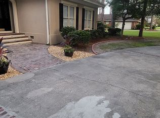 1118 Woods Rd, Waycross, GA 31501