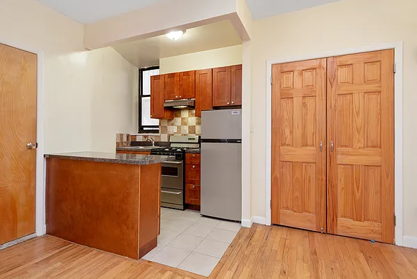 Rented by Compass | media 6